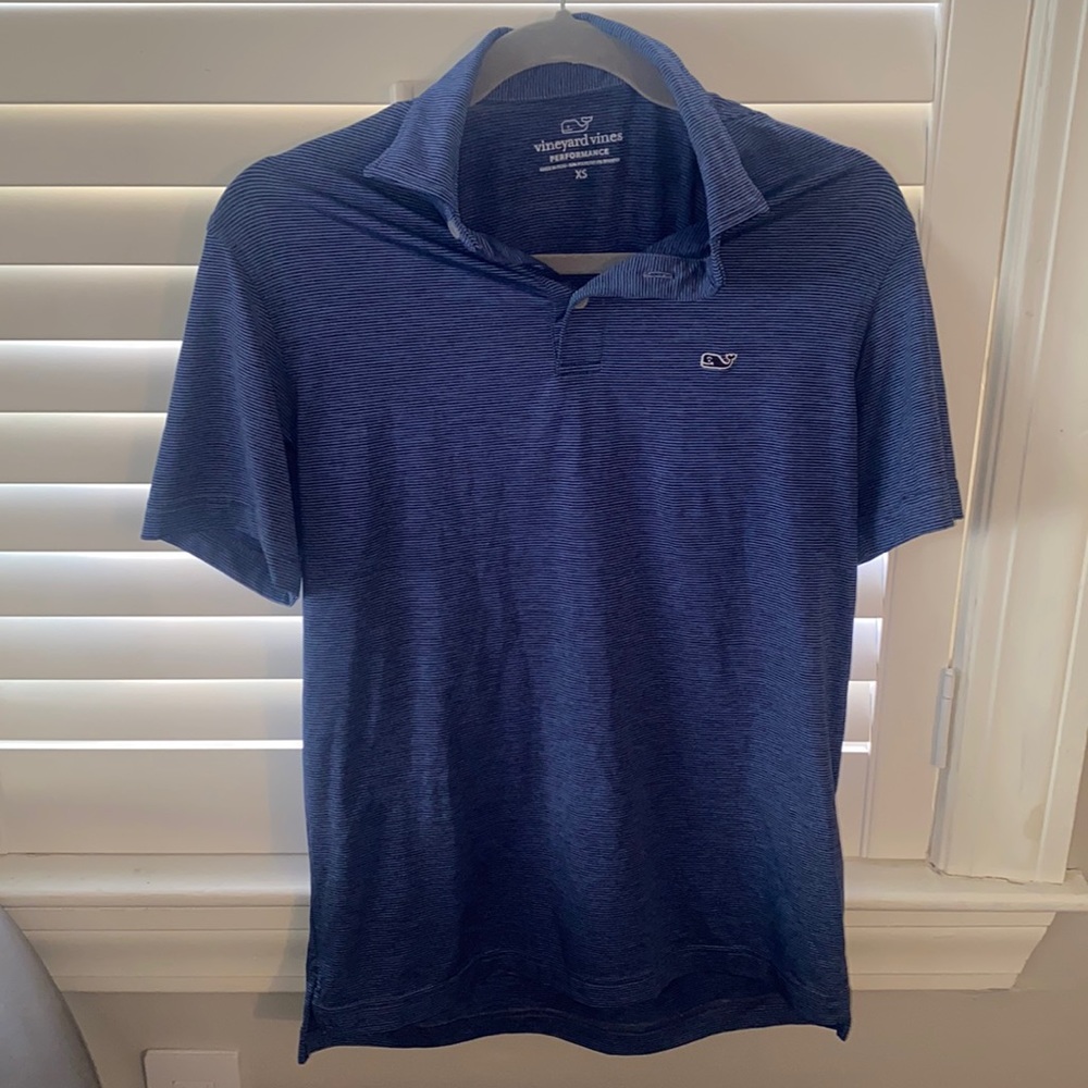 Vineyard Vines Performance polo size XS striped navy and white